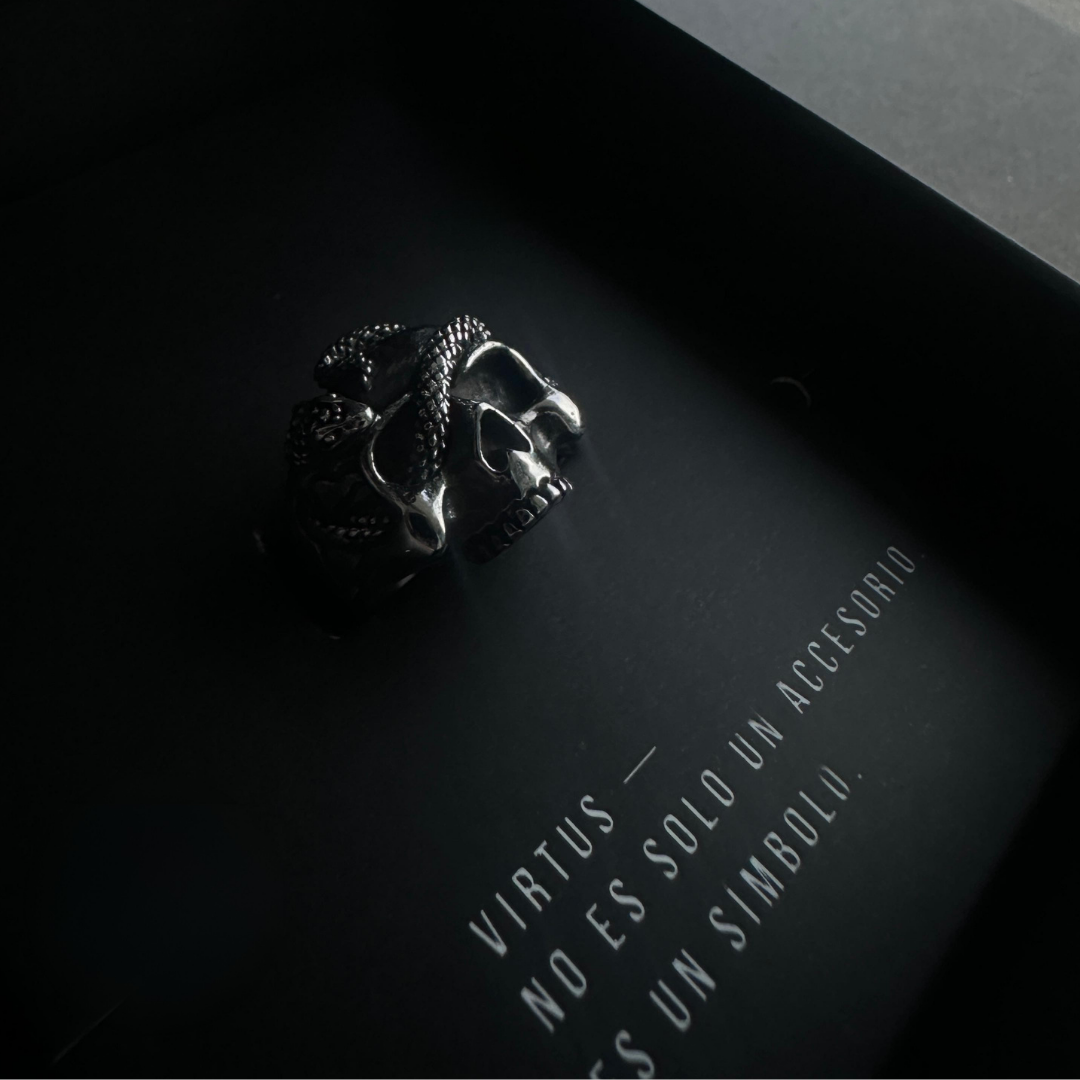 Anillo Memento morí Plateado
